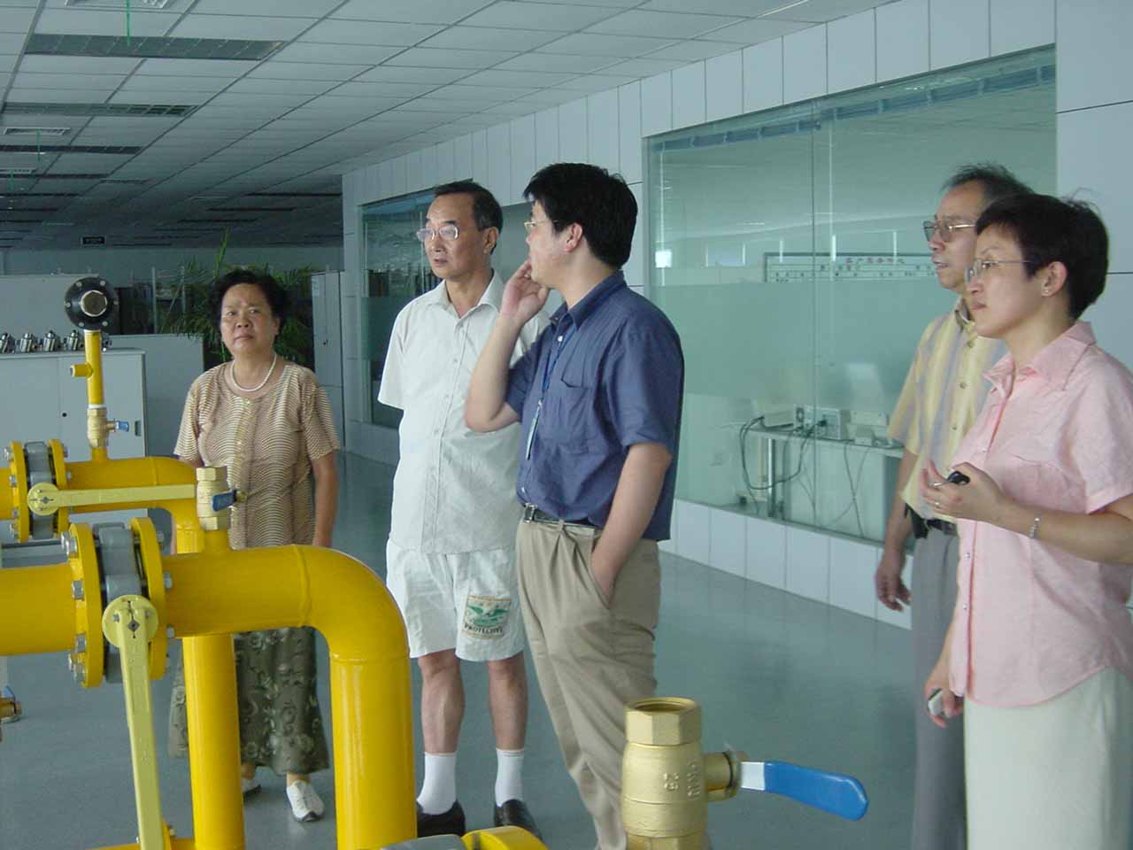 中国电机工程协会领导来访 - 新闻中心 - 上海飞奥燃气设备有限公司